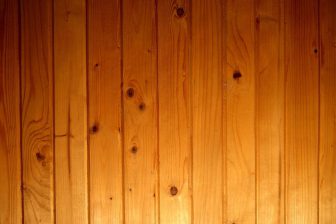 Boazeria drewniana z lat 80-tych – jak o nią zadbać? 10
