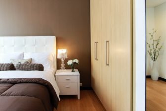 Poczucie komfortu od samego rana – idealna sypialnia 10