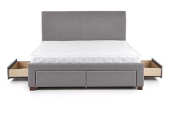 Łóżko z szarej plecionki i z pojemnikami MODERO 140 9