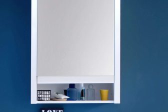 Angielska szafka łazienkowa z lustrem i oświetleniem LED OTTON 61 49