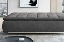 Ciemnoszara kanapa w salonie bez boków z funkcją spania SIMS 2
