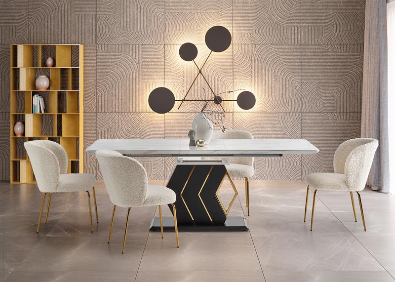 Designerski salon ze stołem