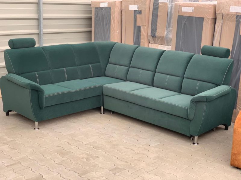 Kanapa narożna w starym stylu