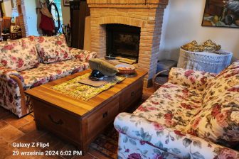 Kanapa w starym stylu