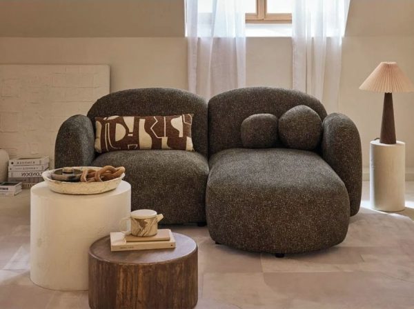 Fajna sofka do małego salonu