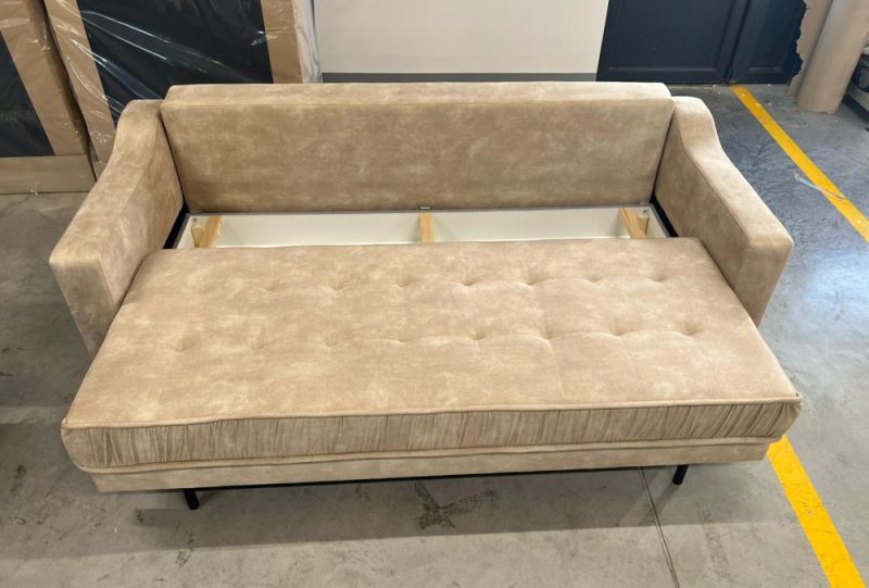 Jak wybrać kanapę ze skrzynią na pościel i połączyć funkcjonalność z komfortem? 🛋️ 42 Funkcjonalana kanapa ze skrzynią na pościel