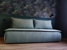 Kanapa bez boków z materacem do codzienngo spania LUKRECJA 2 Kanapa z materacem do spania jak na łóżku