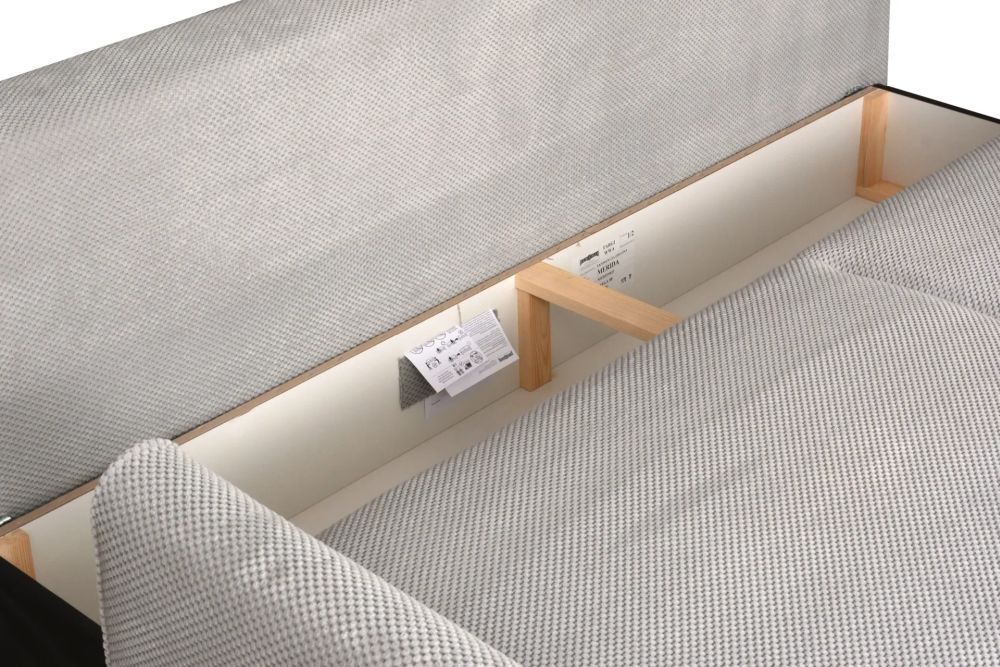 Sofa ze schowkiem z funkcją spania MARGOT 7 Sofa ze schowkiem z funkcją spania MARGOT 5