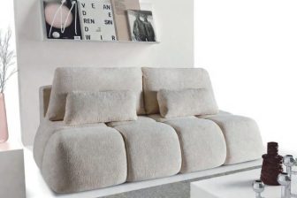 Cudna sofa do designerskiego salonu z funkcją spania CHANEL 43 Sofa do designerskiego salonu