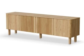 Długa szafka RTV na dębowych nogach