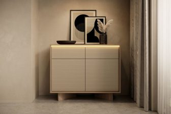 Piękna komoda cappuccino z oświetleniem LED do małego pokoju