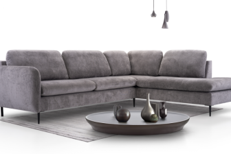 Narożnik loft do wypoczynku na wysokich nogach z dużymi poduchami HOVER 907 Nowoczesny narożnik loft do salonu na wysokich nogach z dużymi poduszkami