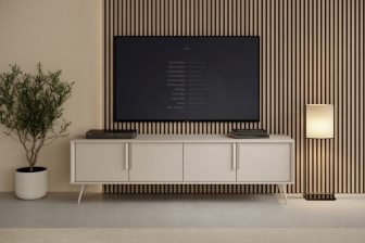 Minimalistyczna szafka RTV kaszmirowa