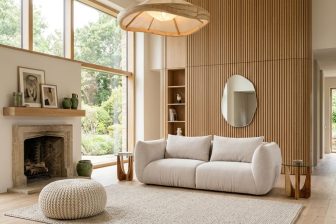 Bardzo wygodna pulchna sofa do salonu